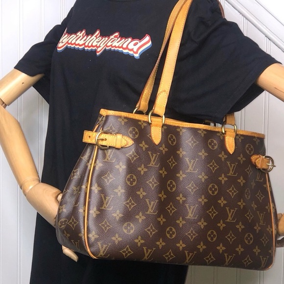 LV Batignolles Monogram Shoulder Bag COMES WITH: COA, LV DUST BAG AUTHENTIC - Picture 1 of 17